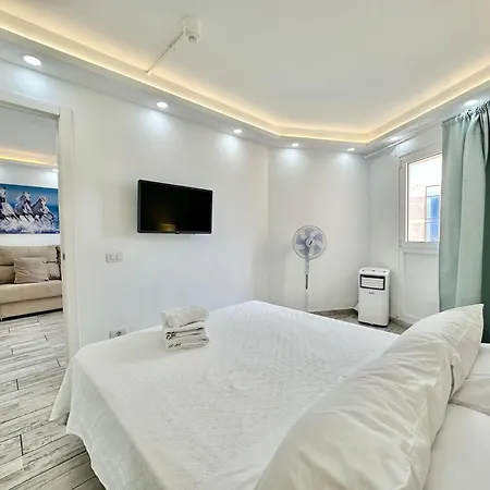 Torres De Yomely - M4g 아파트 *